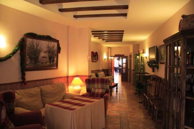 Hotel Patri Huescar Luaran gambar