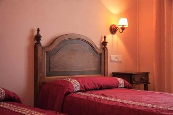 Hotel Patri Huescar Luaran gambar